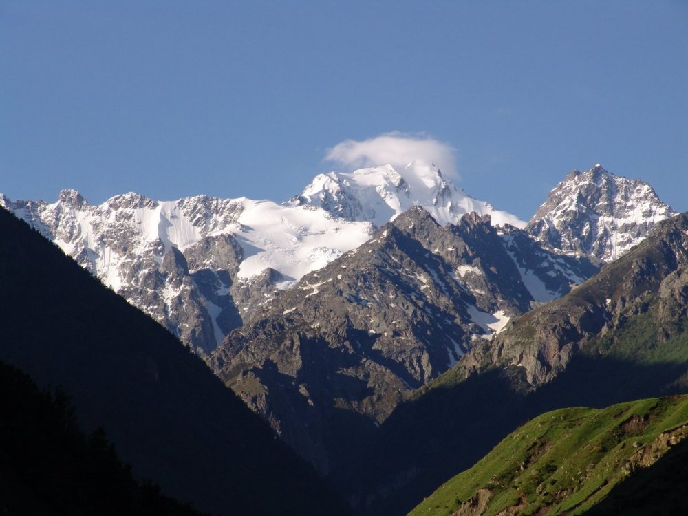 Горы Осетии Дзинага