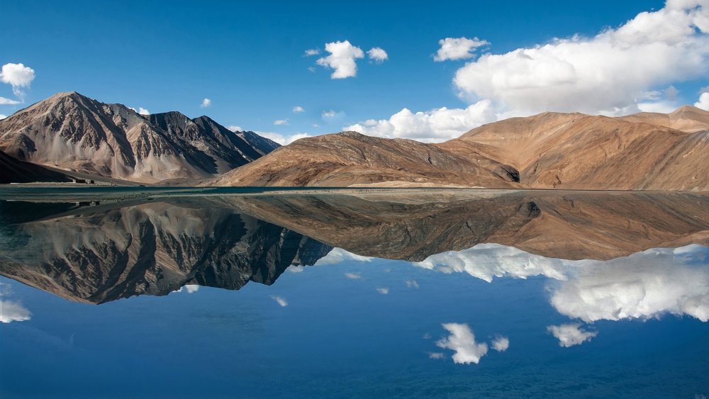 Озеро Бангонг-ЦО В Гималаях