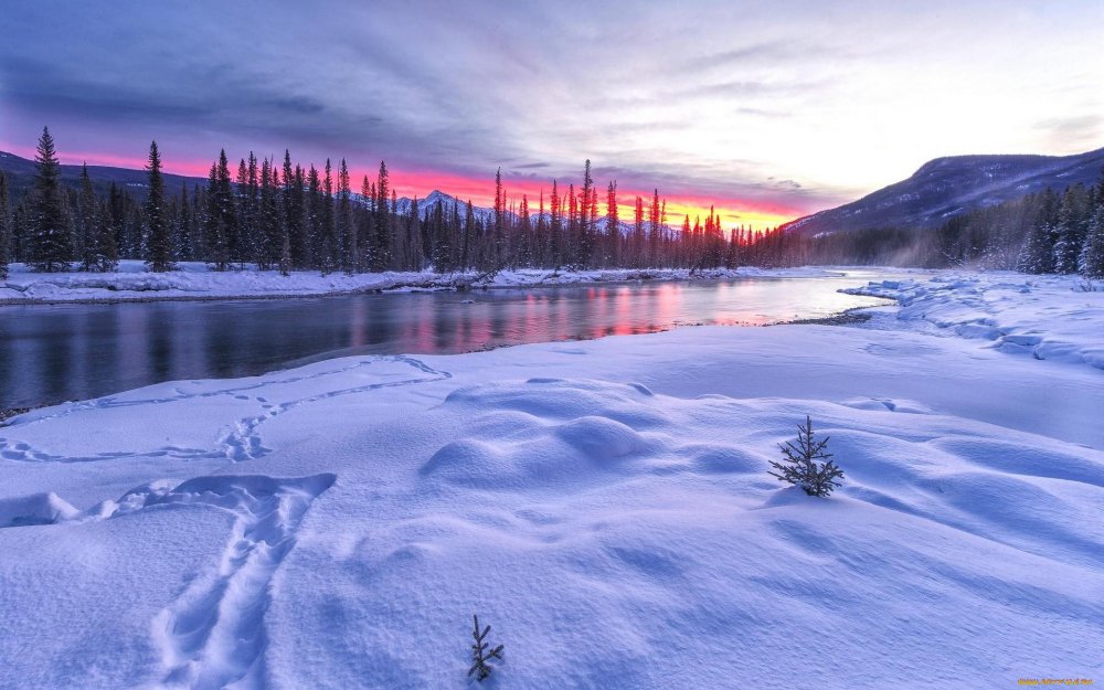 Зима река горы закат
