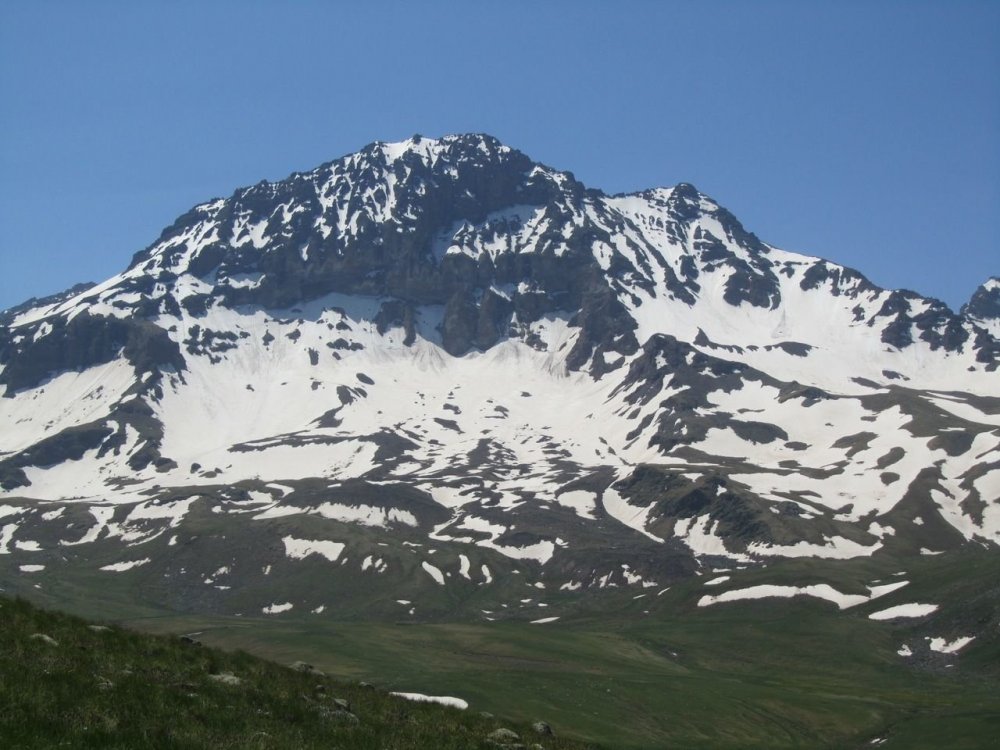 Гора Алагяз Армения