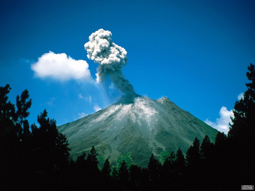 Вулкан Ареналь извержение