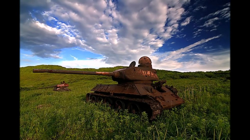 Заброшенный танк т34 в Ленобласти