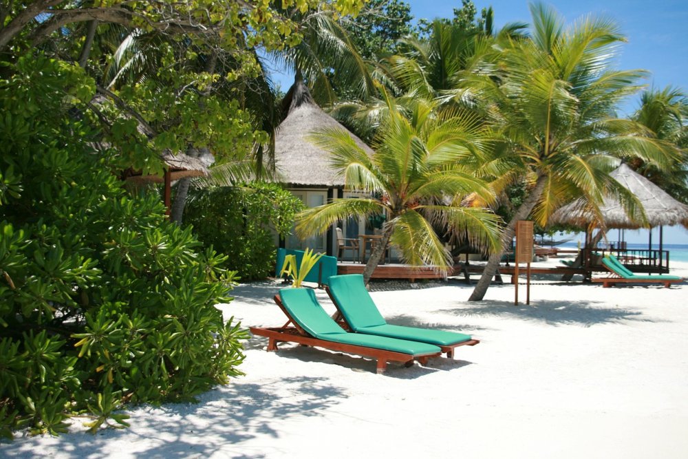 Iruveli Maldives Beach