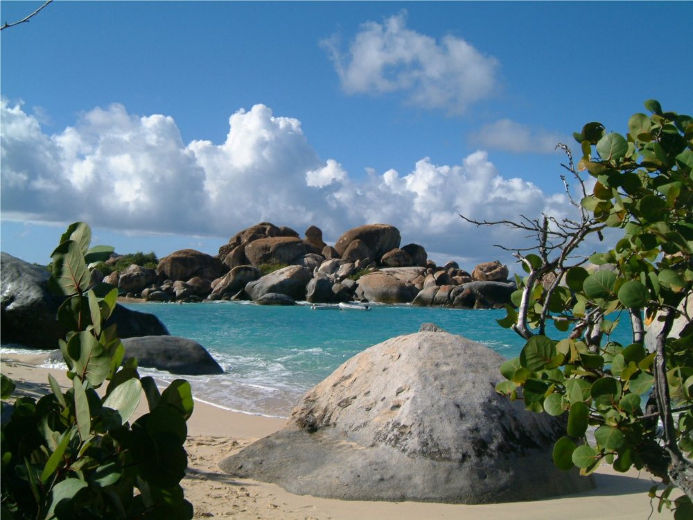 Остров Антигуа в Карибском море