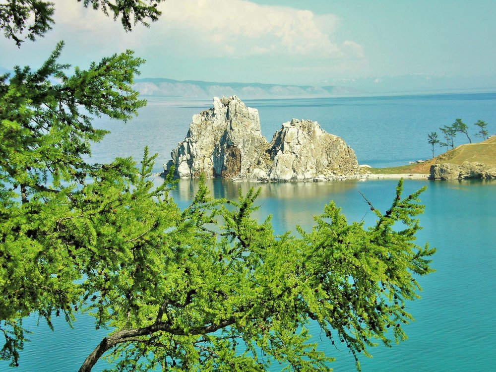 Остров тонкий Байкал