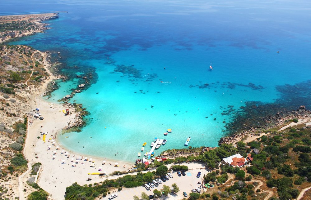 Пляж Коннос Кипр