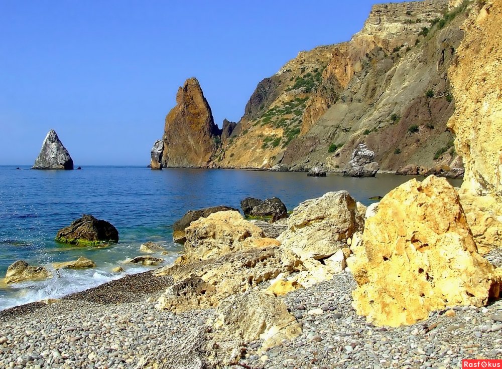 Лучшие пляжи Западного Крыма Дикие