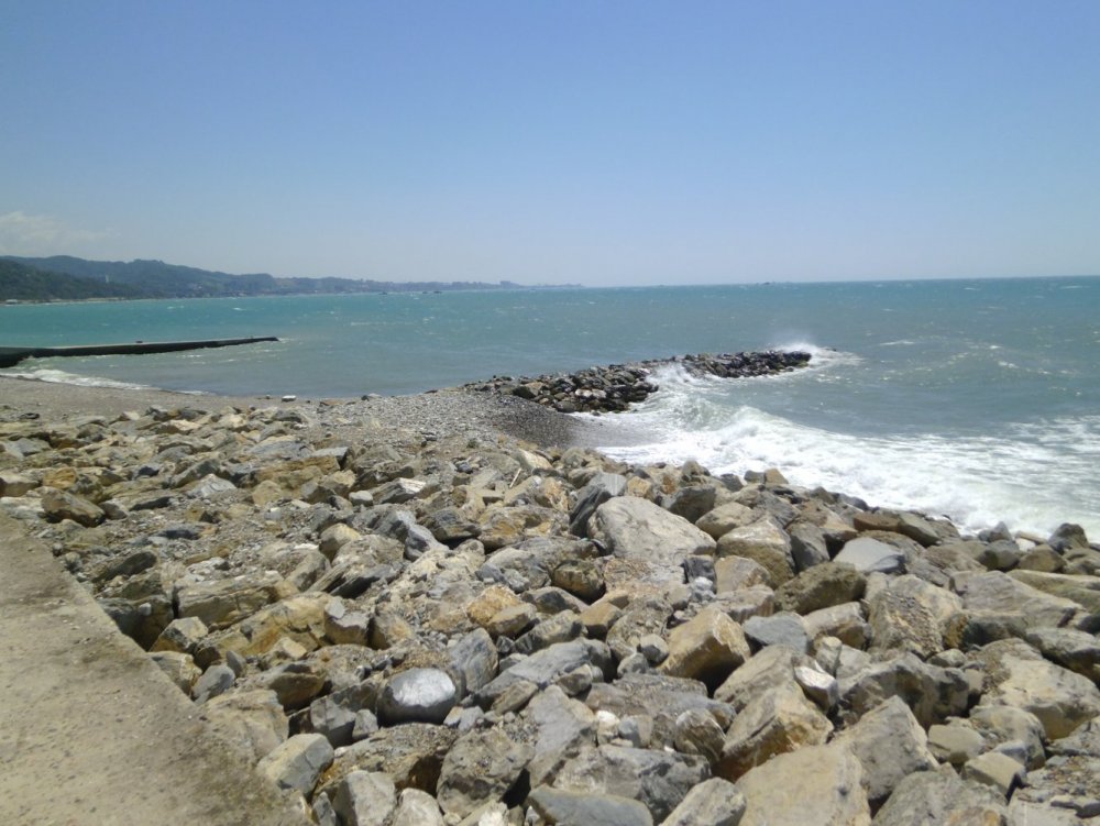 Галечный пляж Корсика