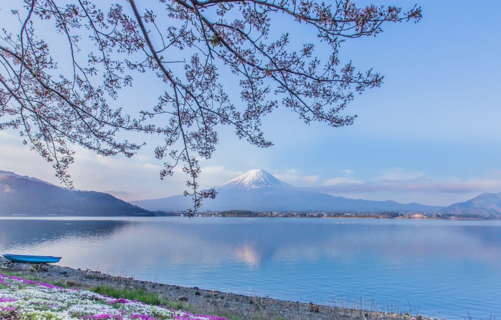 Озеро Кавагути, гора Фудзияма, Япония