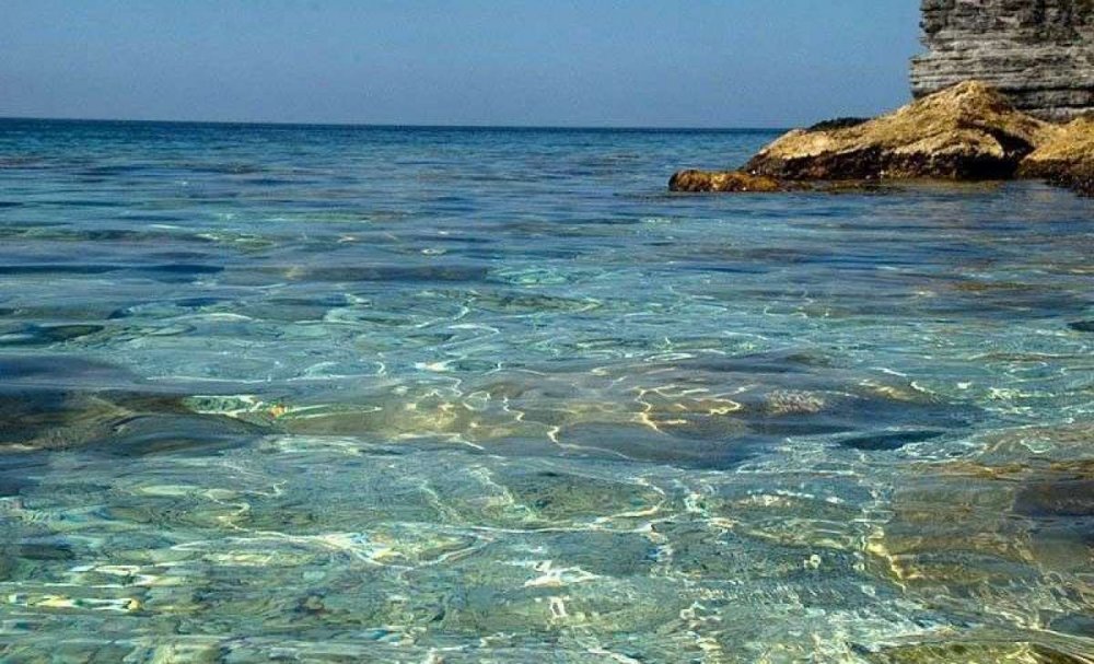Море мыс Тарханкут
