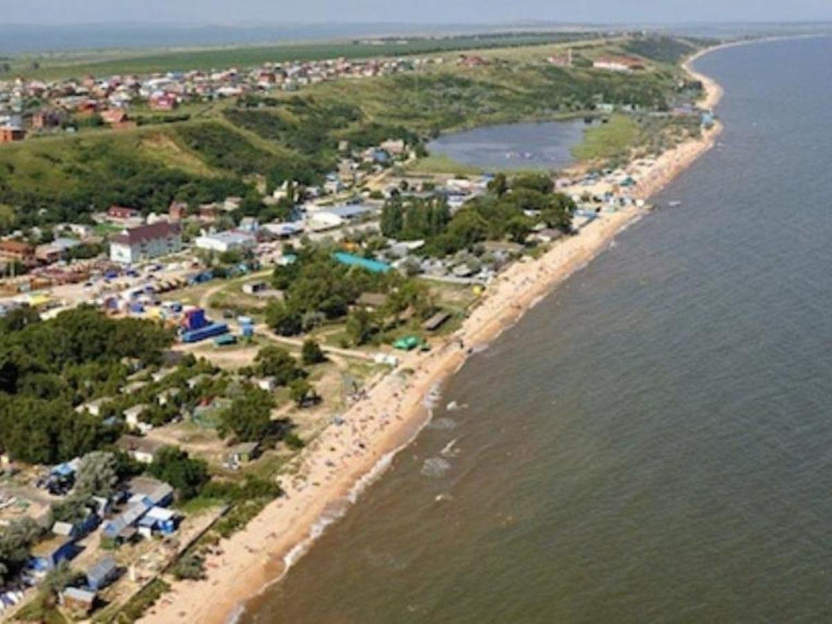 Море в голубицкой. Азовское море станица Голубицкая.