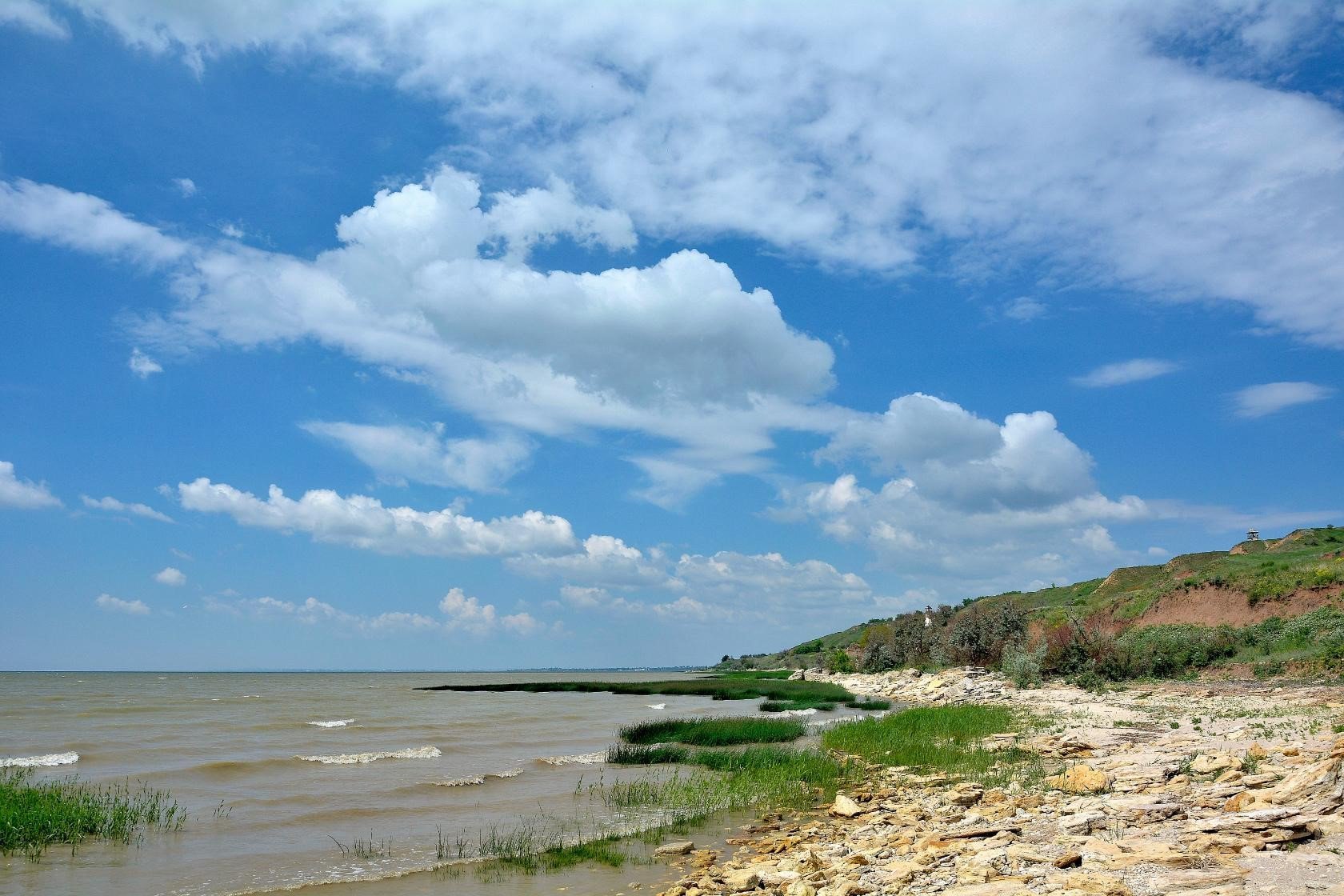 Азовское море большое. Азовское море Таганрог. Таганрог море. Азовский район природа. Азовское море осенью Таганрог.