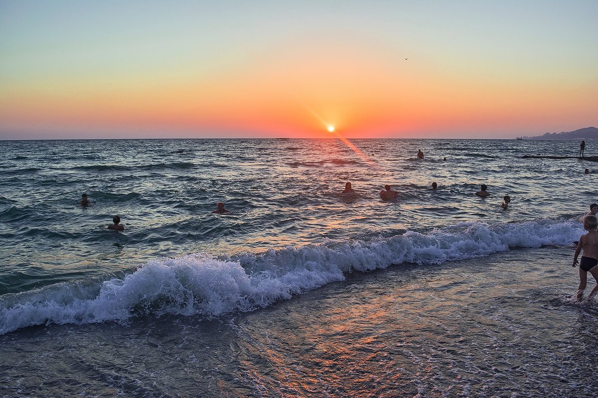 черное море лазаревское