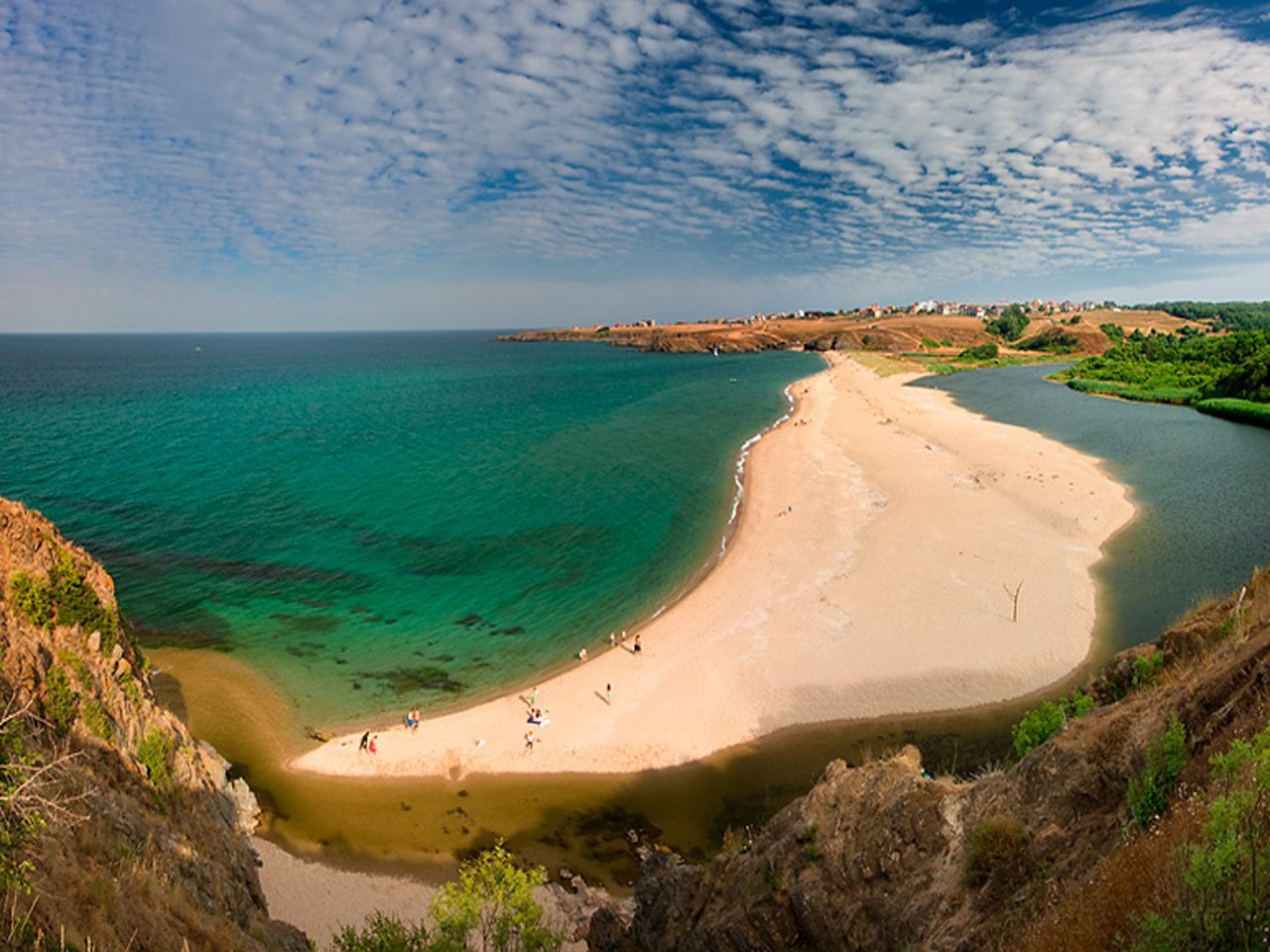 Черное море золотые Пески