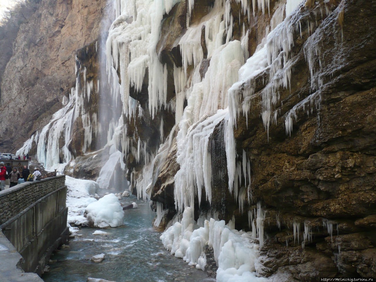 Чегемские водопады осень