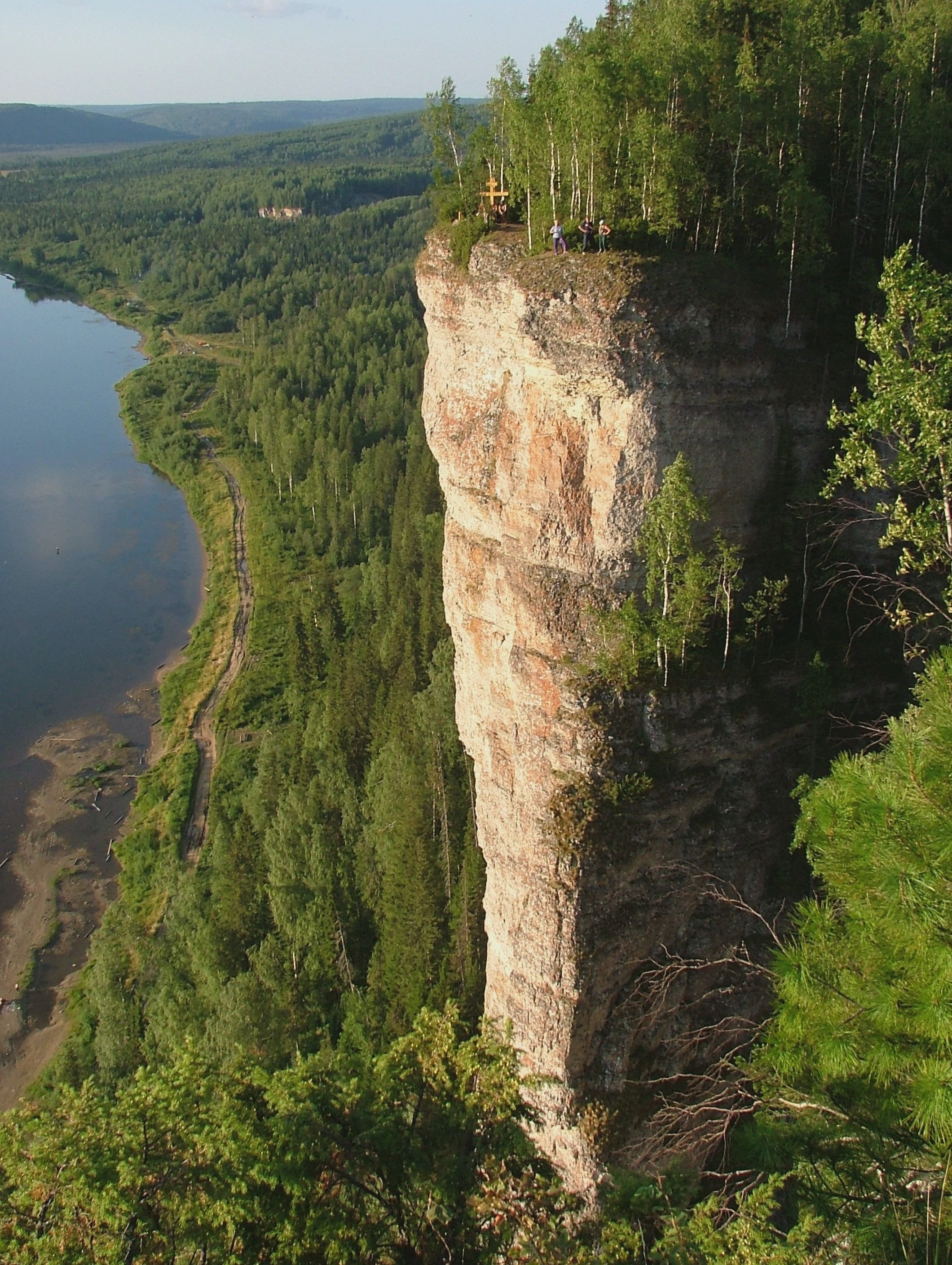 Река Вишера камень Полюд