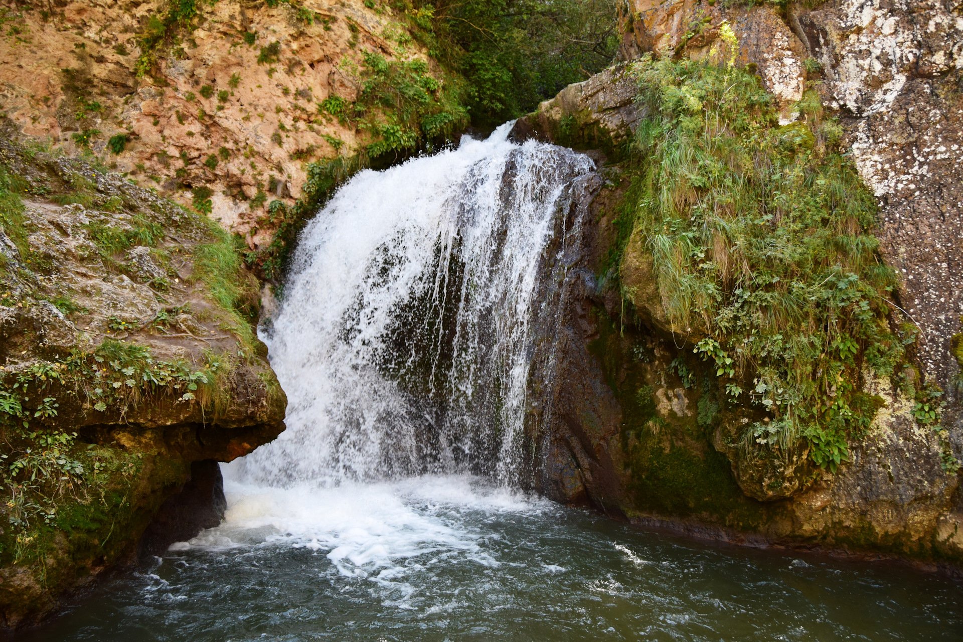 Водопад история