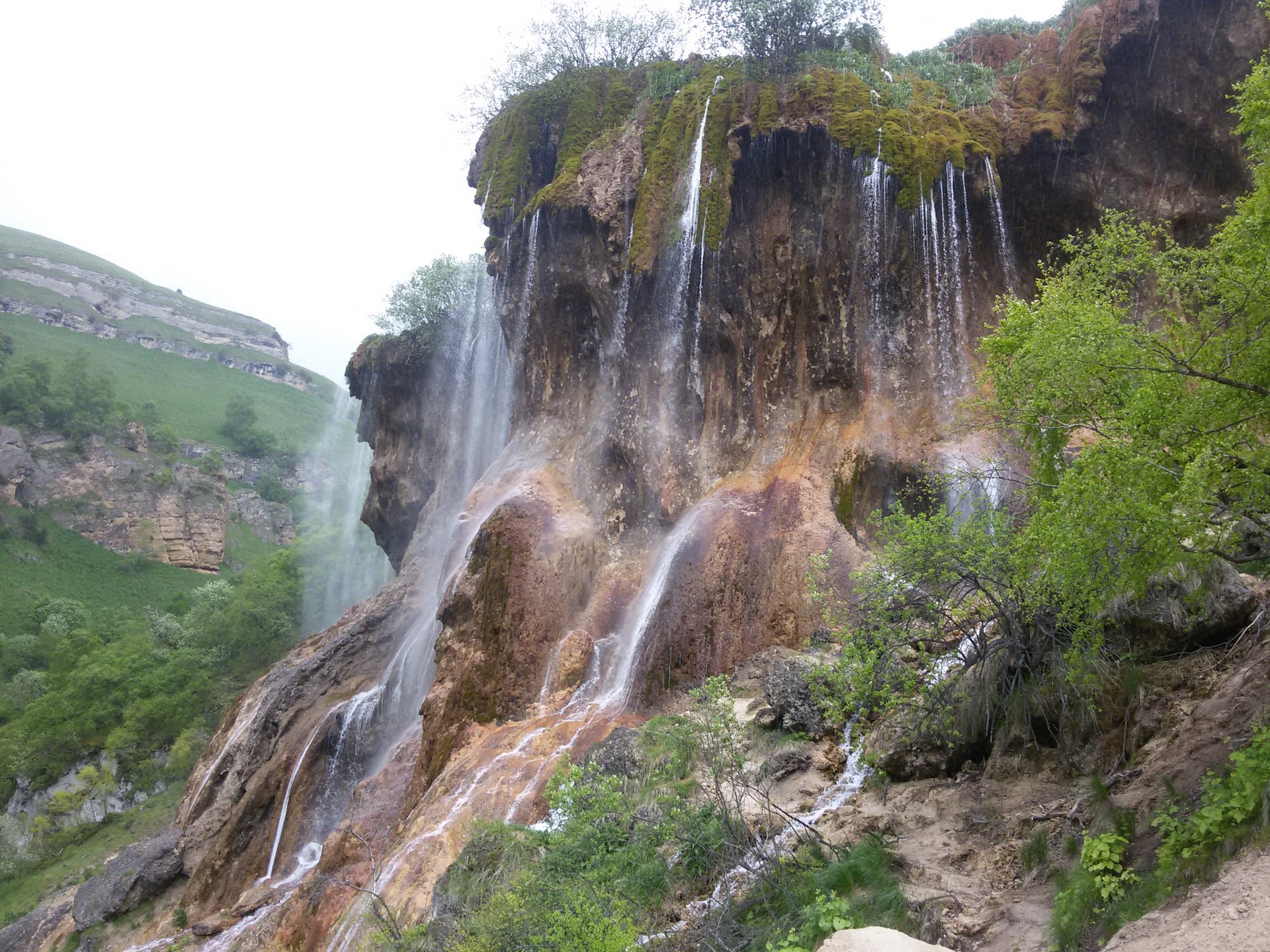 Царский водопад в Кабардино