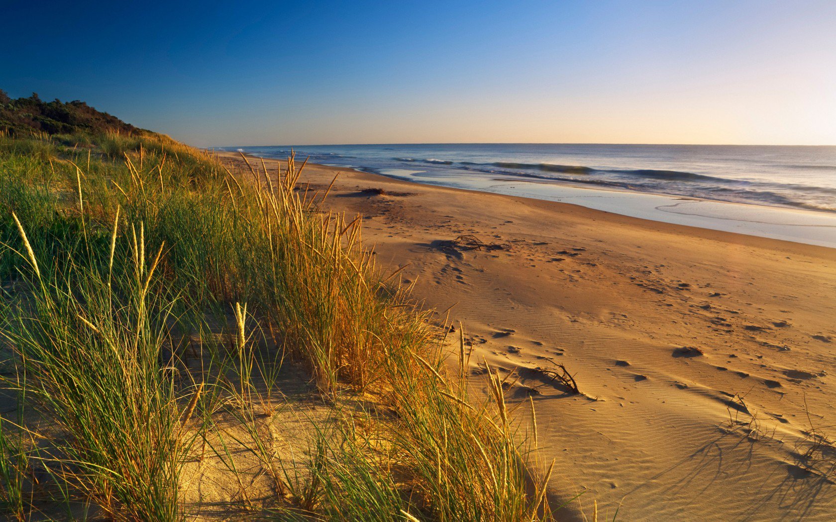 Золотом берегу. Mile Beach Australia. Coastal Parkland перевод.