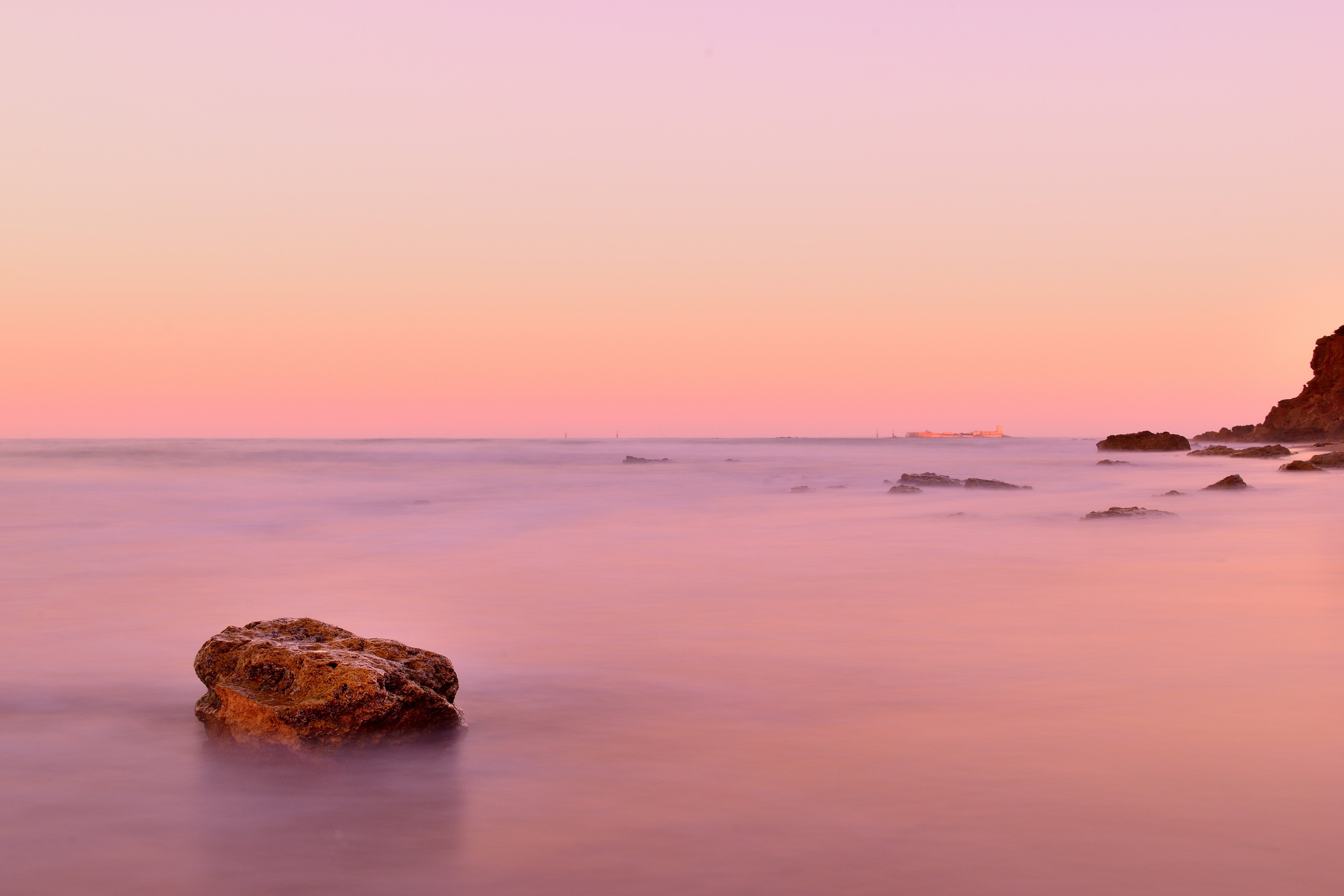 Слушать песни розовый закат. Розовое море. Розовое море фото. Розовое море Эстетика. Остров Харбор.