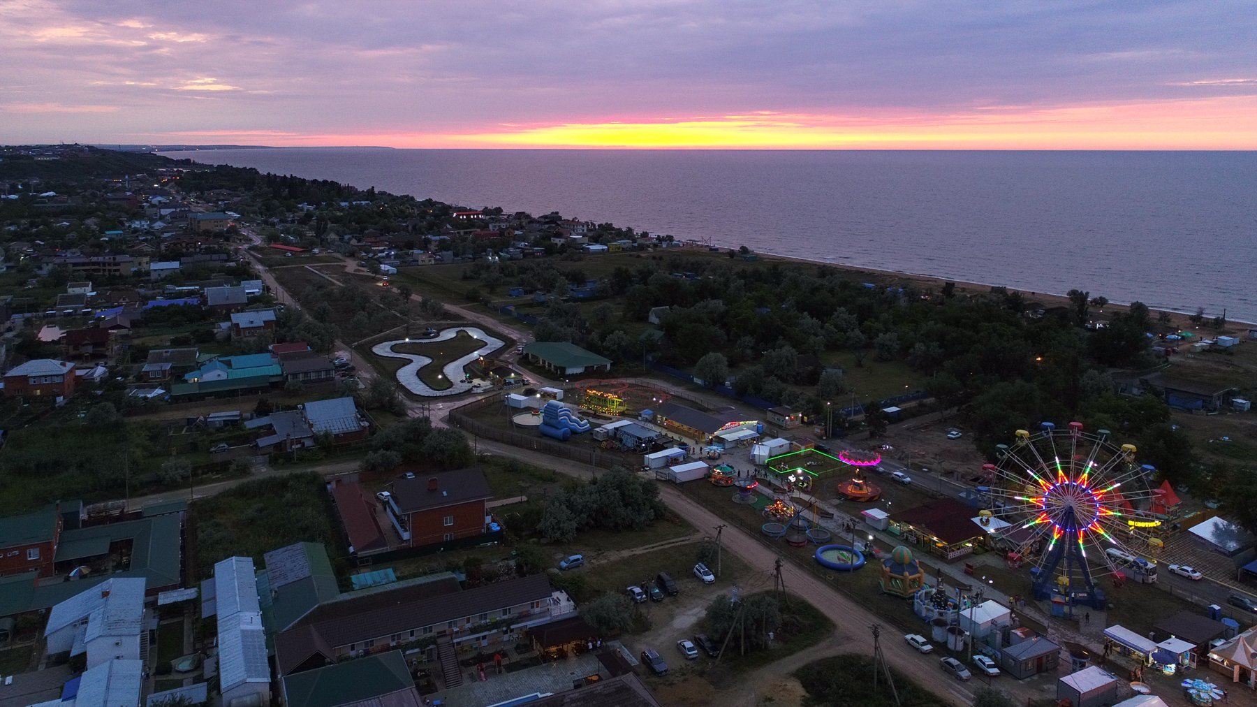 Море станица. Темрюк станица Голубицкая. Азовское море станица Голубицкая. Станица Голубицкая Краснодарский край море. Тамань станица Голубицкая.