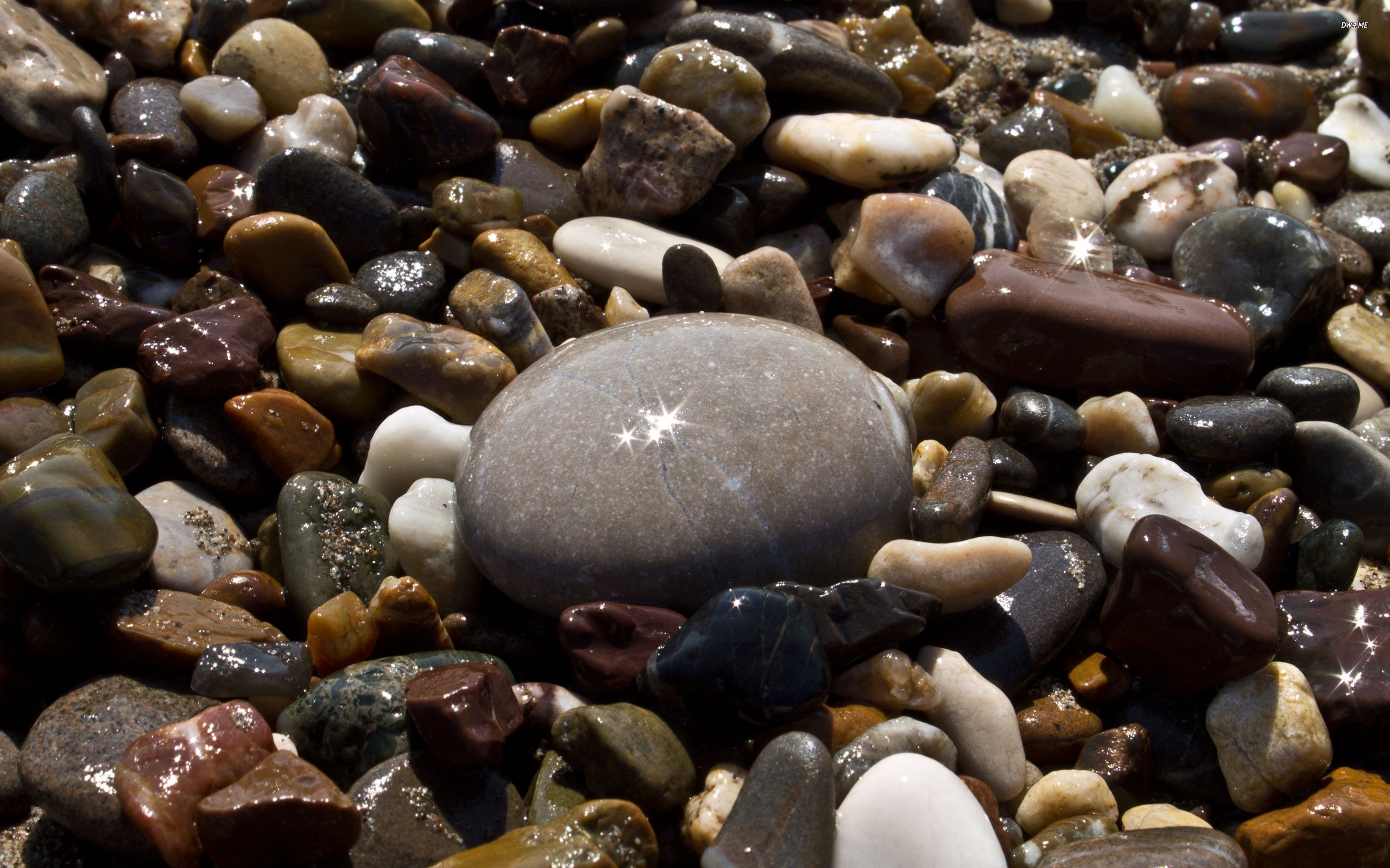 Валуны галька. Морские камни. Красивые камушки. Красивые морские камни. Речные камни.