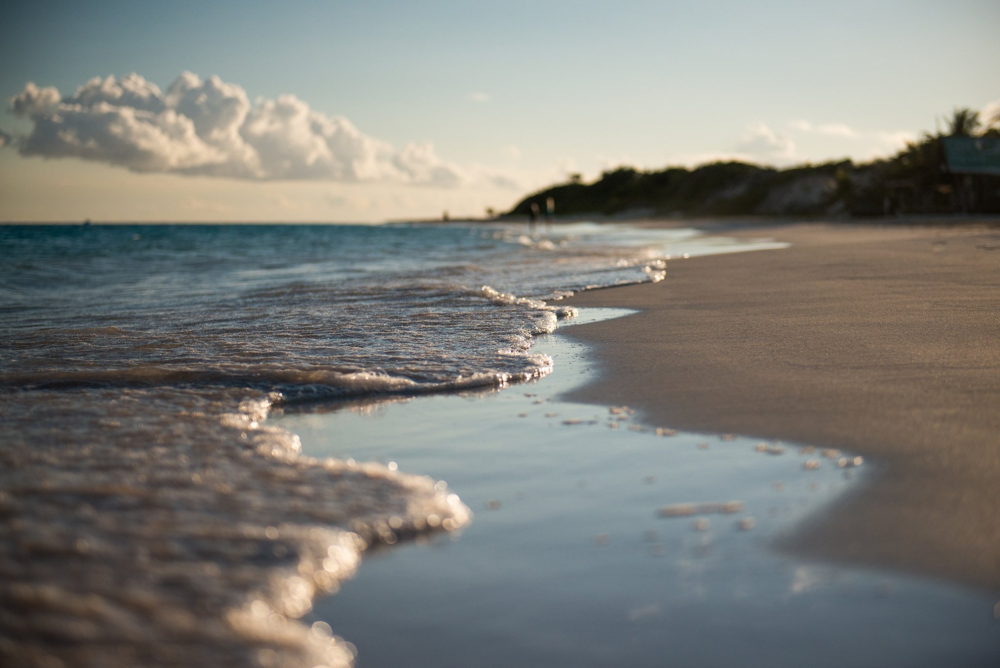 Можно на другое море. Море. Пляж море песок. Берег моря. Море весной.
