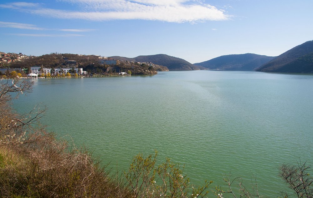 Озеро Абрау-Дюрсо Краснодарский