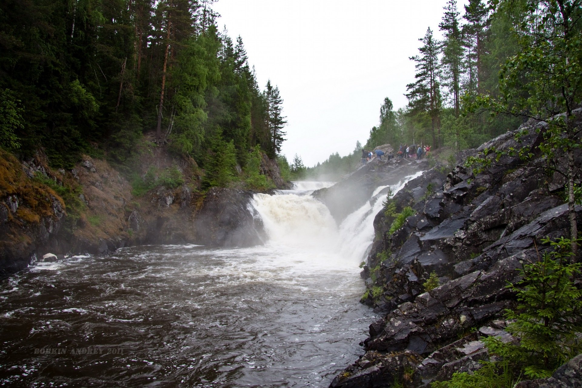 Карелия водопад кивач фото