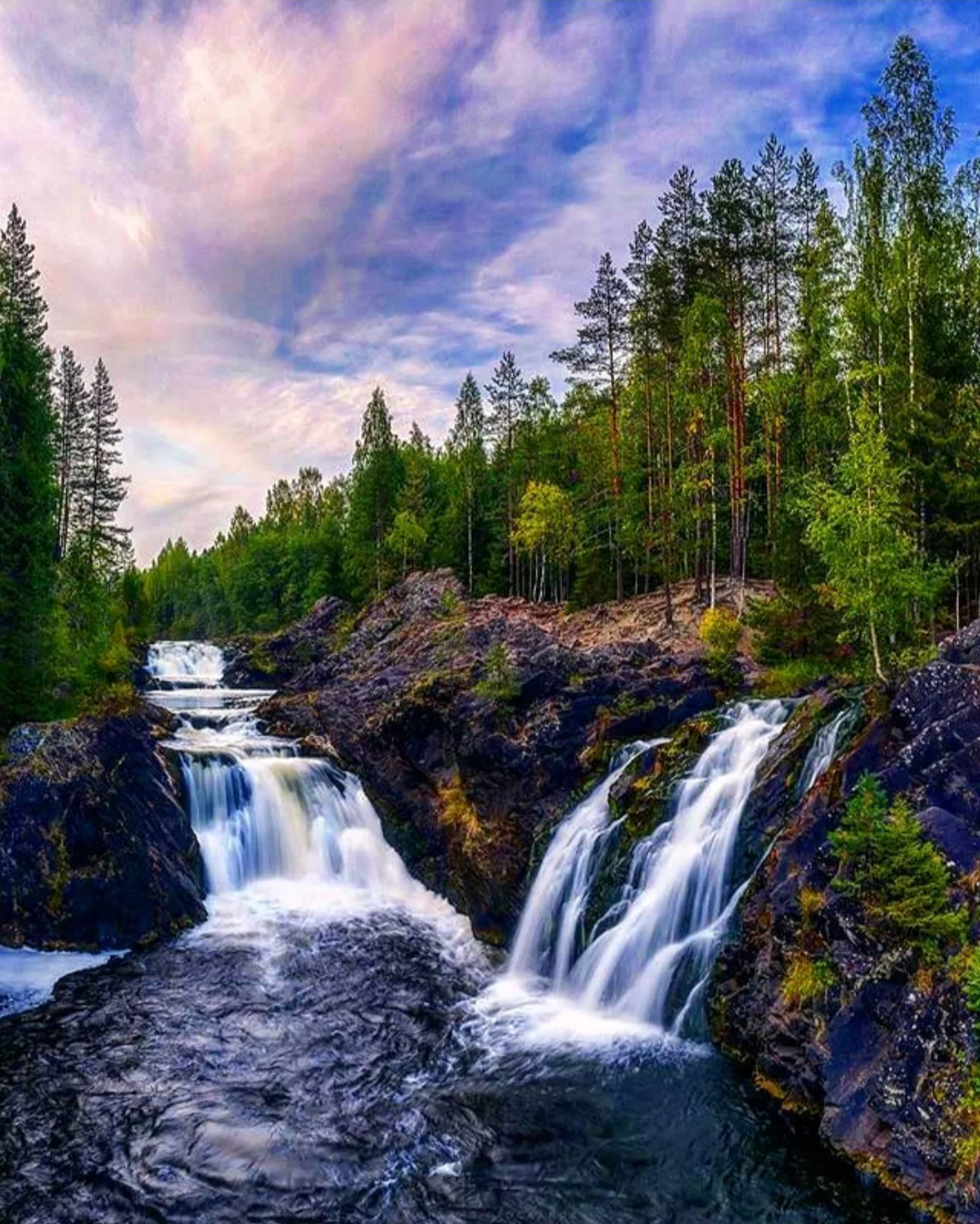 Красивые места в Карелии водопад Кивач