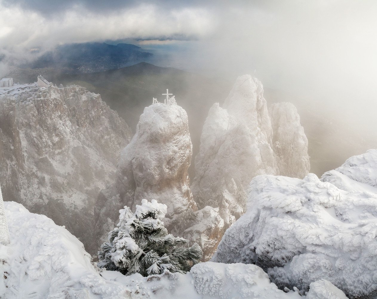 Плато горы ай Петри зима