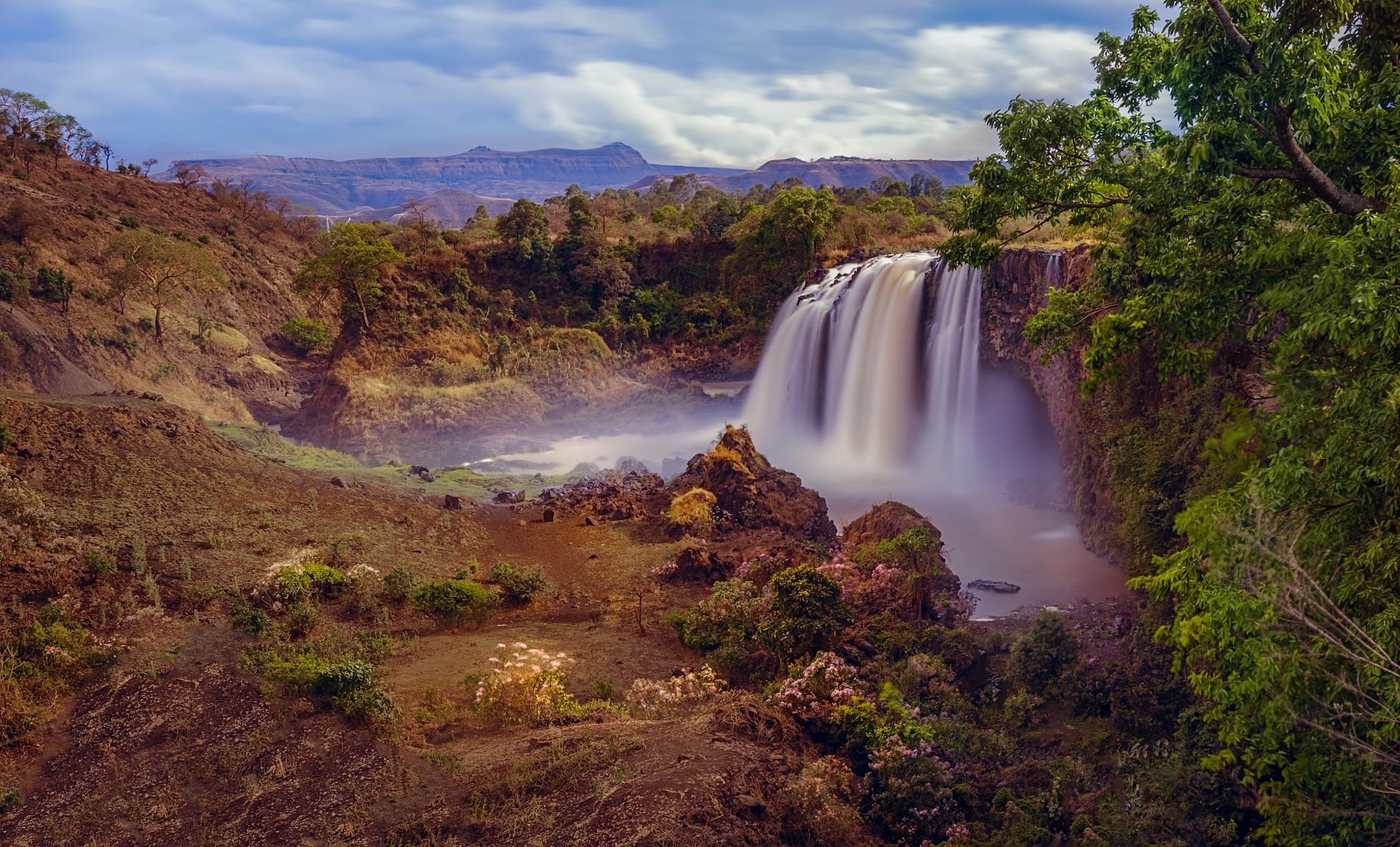 Ла Алегрия водопад в Африке Ботсвана. Водопад тис Ысат в Эфиопии. Эфиопия самые красивые места. La africa