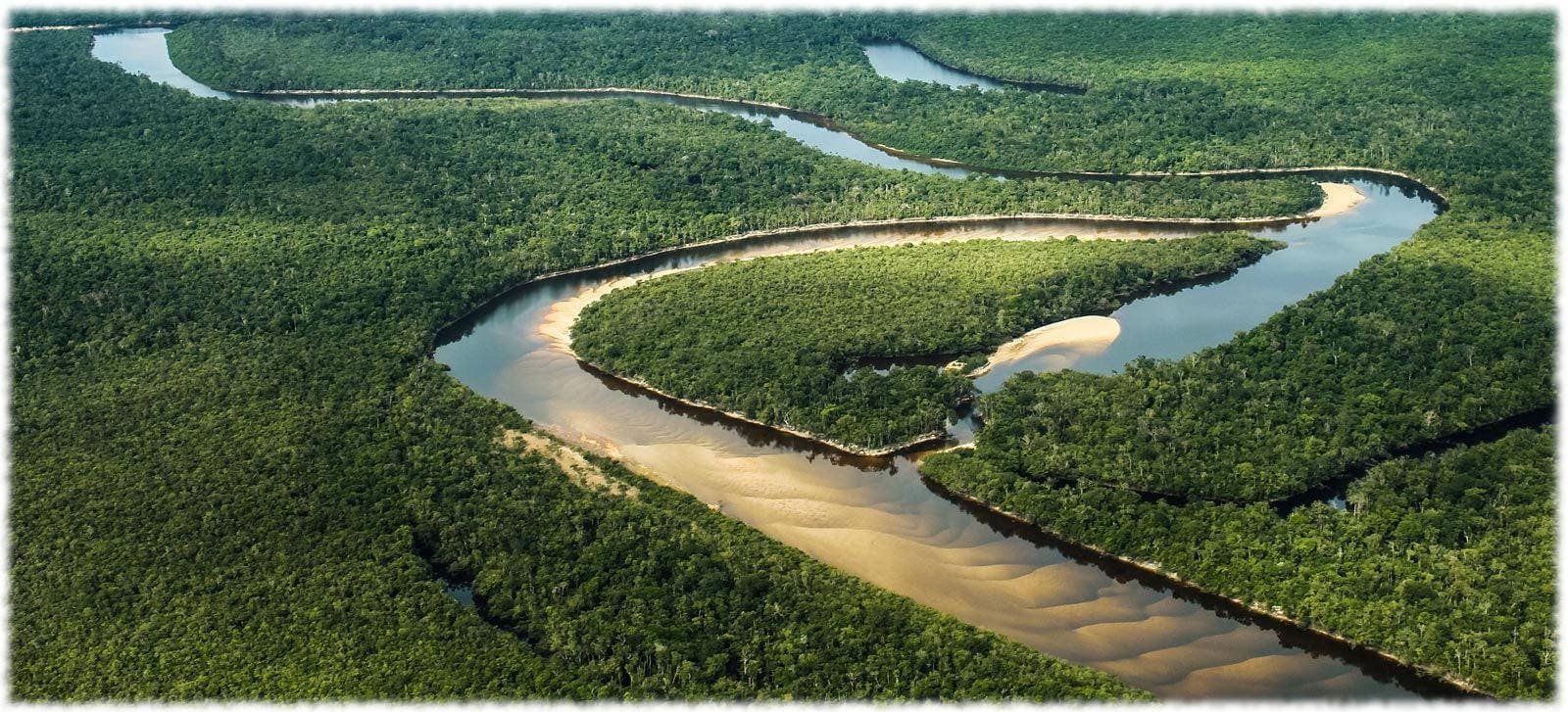 Реки полноводные весь год. Дельта Ориноко Венесуэла. Река Ориноко Южная Америка. Амазонка и Ориноко. Бассейн реки Ориноко Южная Америка.