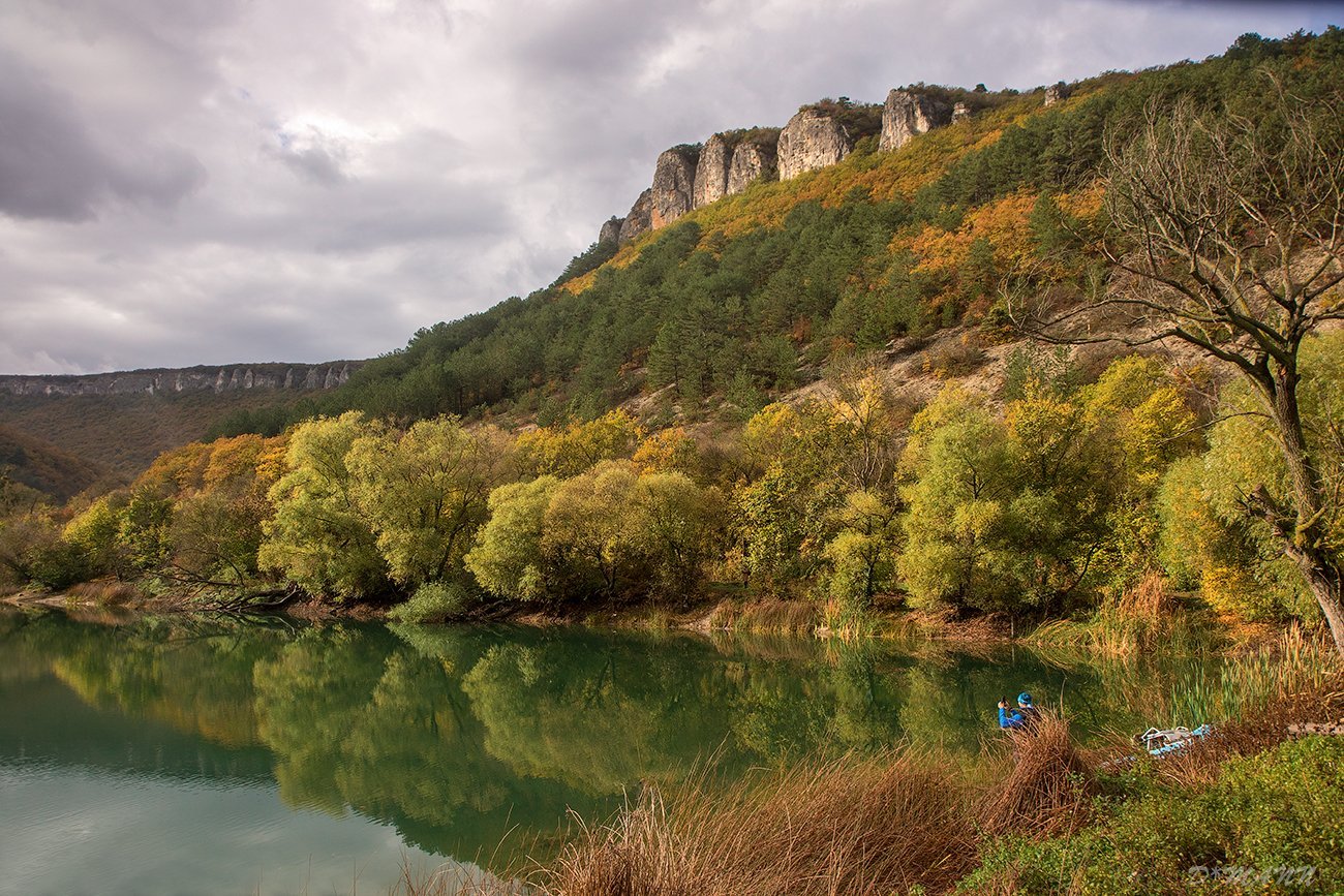 Мангупское озеро в Крыму