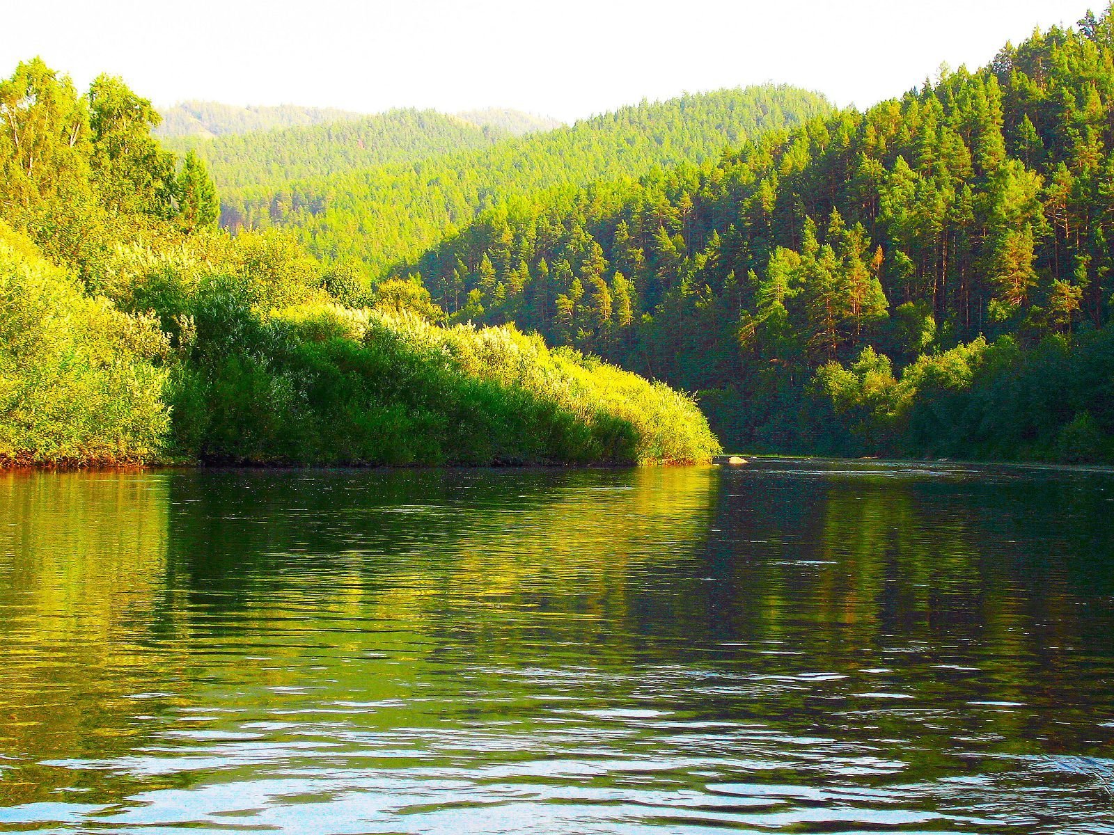 Реки озера на р. Лемеза река в Башкирии. Озеро Инзер Башкирия. Башкирия Белорецк озеро. Озеро Урал Башкирия.