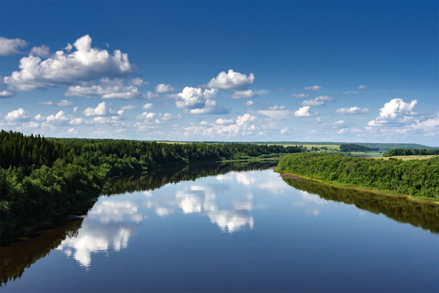 Название фото с рекой. Река Обва Пермский край. Река Низьва Пермский край. Река Обва Пермь. Река Кондас Пермский край.