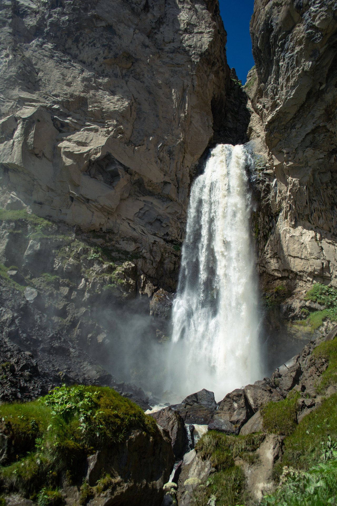 Каракая Су водопад КБР