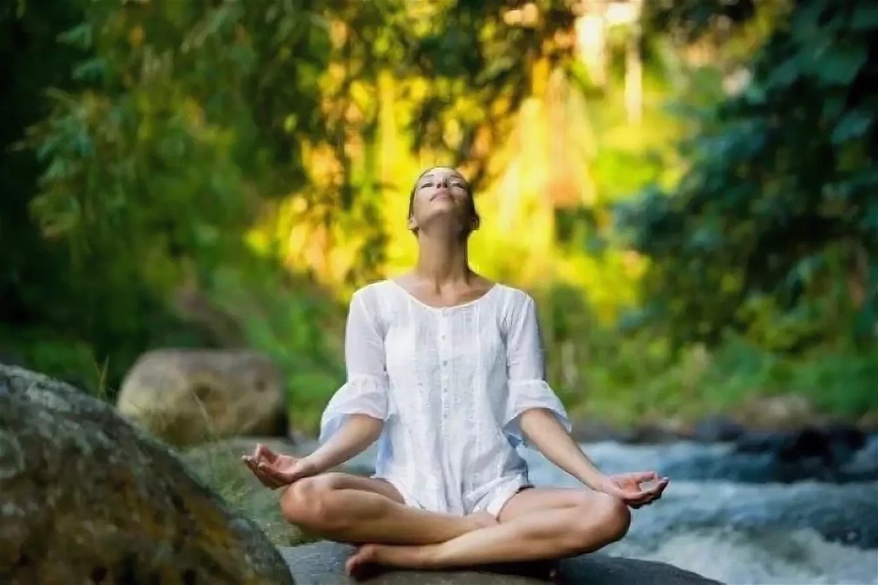 Meditation ru. Дыхание йога Капалабхати. Медитация пранаяма. Осознанная медитация. Медитация дыхание.