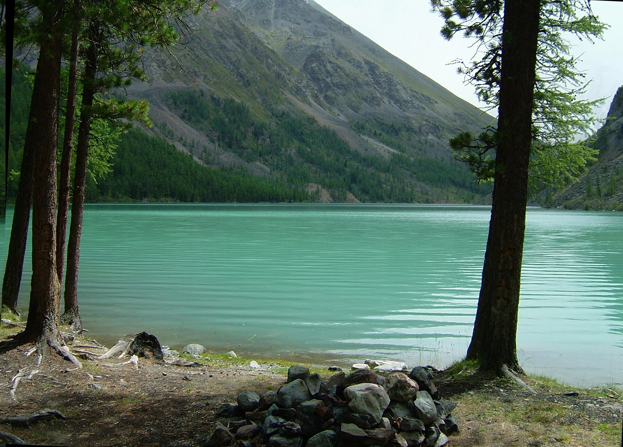 Теплое озеро на алтае. Река Уймень горный Алтай. Озеро ая горный Алтай. Мультинские озера Алтай лето.
