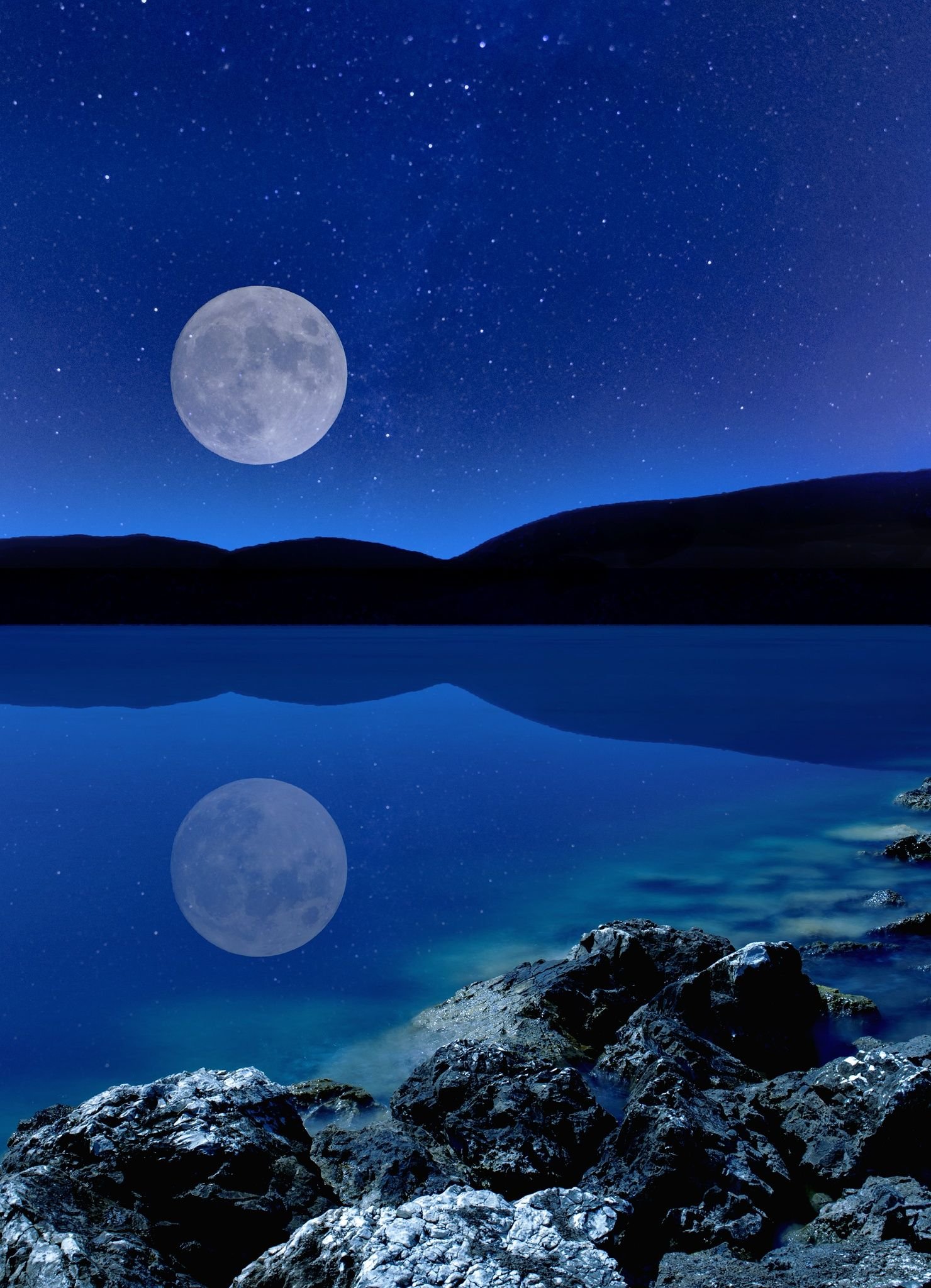 Есть синяя луна. Луна. Голубая Луна. Синяя ночь. Голубая Луна явление.