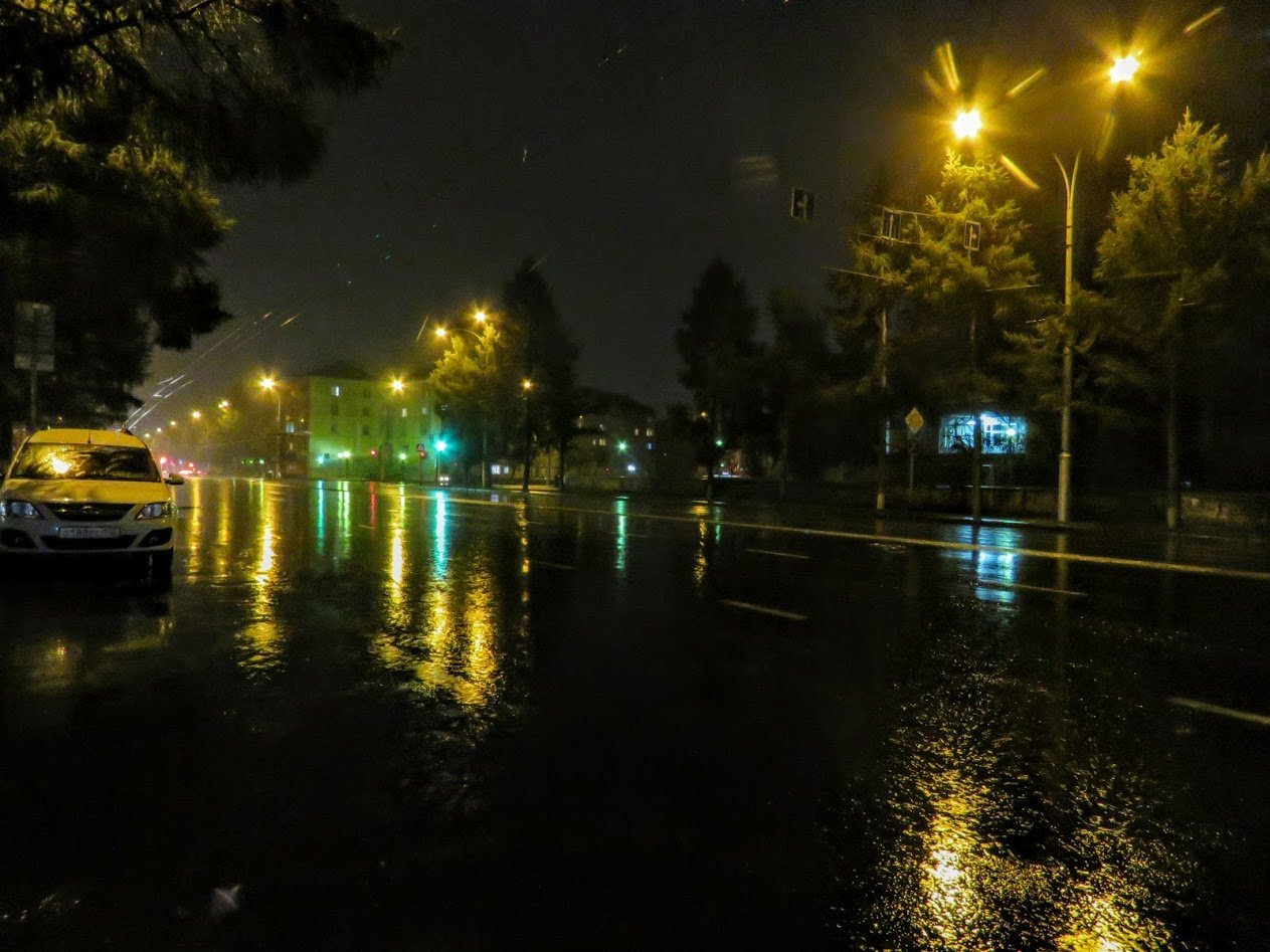 Сегодня ночь дождь есть. Ночной дождь. "Дождливый вечер". Город после дождя. Дождь ночью.