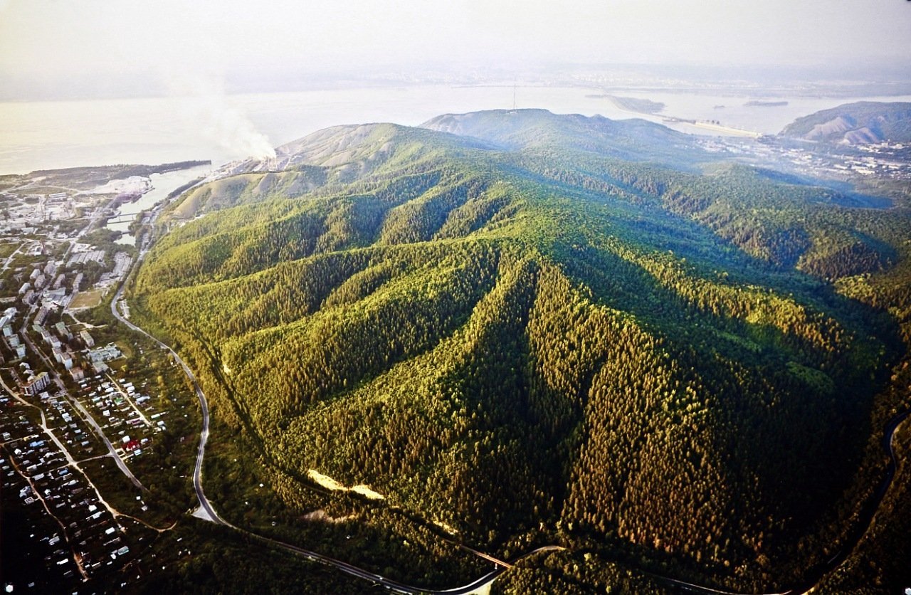 Фото уральских гор с высоты птичьего полета