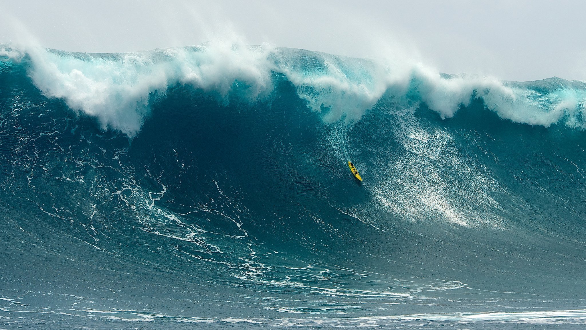 Поднимется волна огромная волна. ЦУНАМИ Тихого океана 30 метров. Тихий океан шторм ЦУНАМИ. Тихий океан шторм огромные волны ЦУНАМИ. Волна Джоуз Гавайи.
