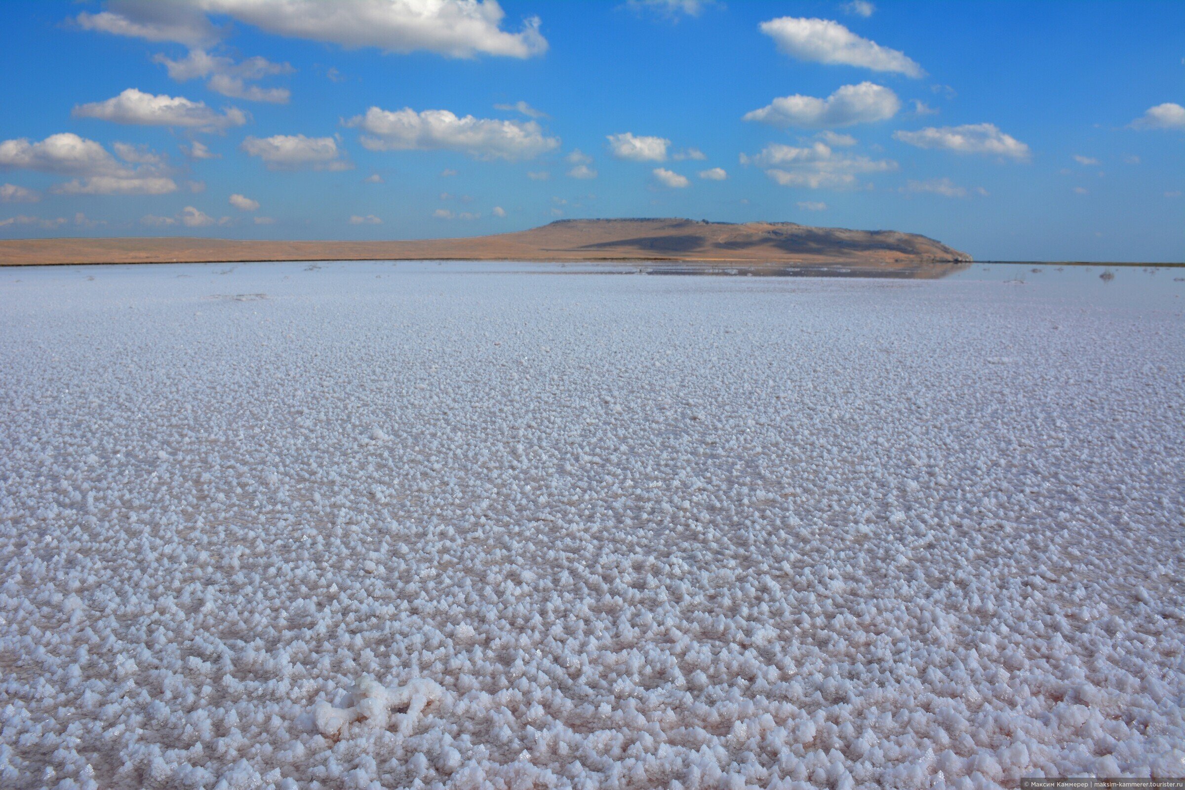 Соленое озеро в Крыму Керченский полуостров