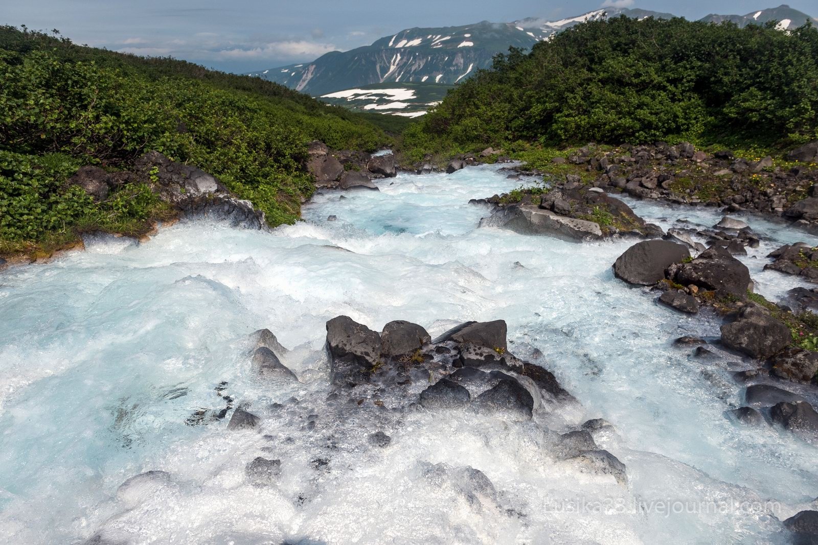Белые водопады Камчатка