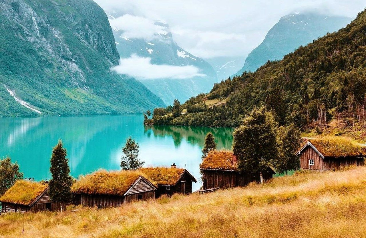 See countryside. Гудбраннская Долина Норвегия. Скандинавия северно Горная. Норвежская Скандинавия. Скандинавия природа горы.