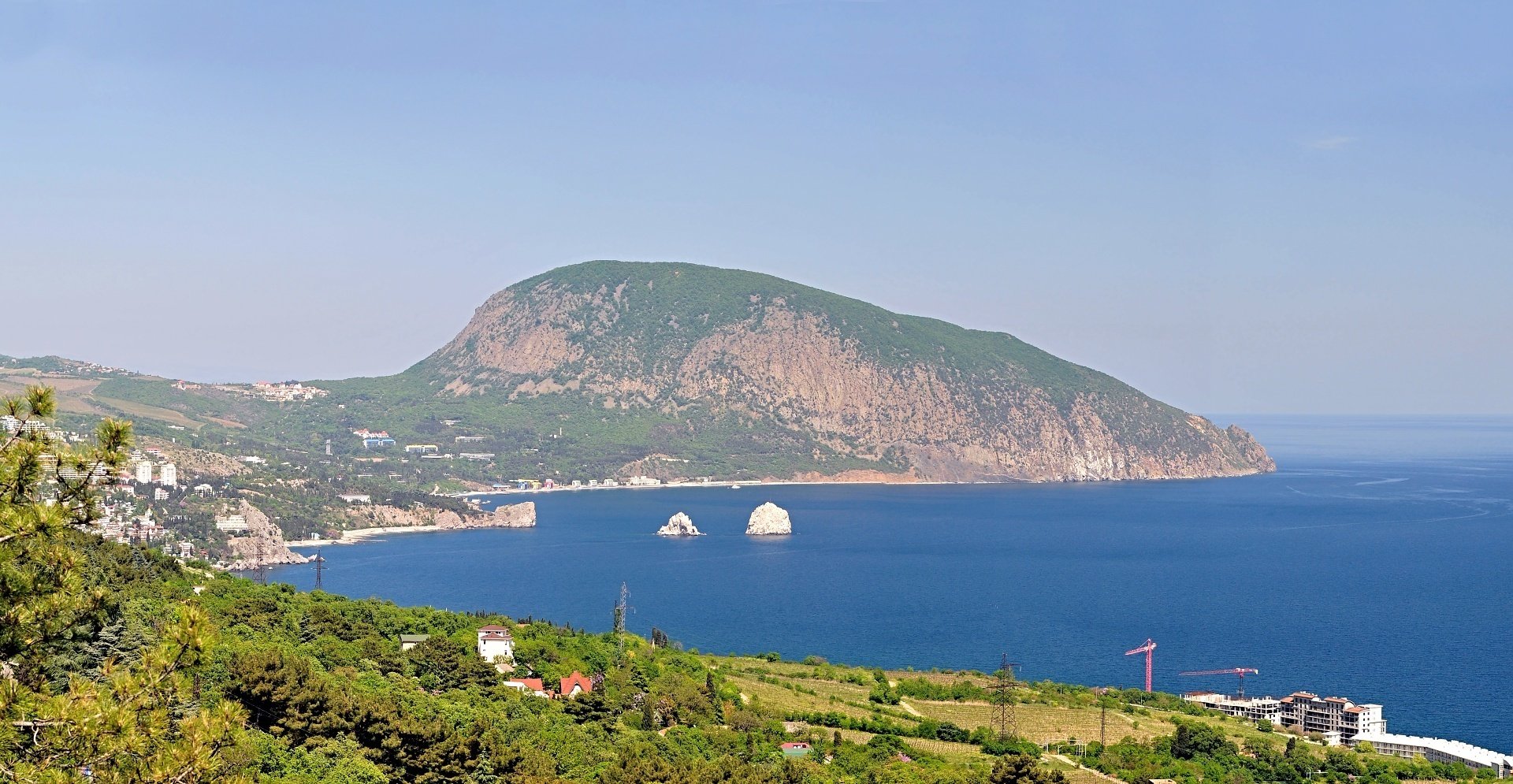 Гора аю. Аю-Даг медведь-гора. Гора аюдаг в Крыму. Медведь гора Партенит. Крым Гурзуф медведь гора.