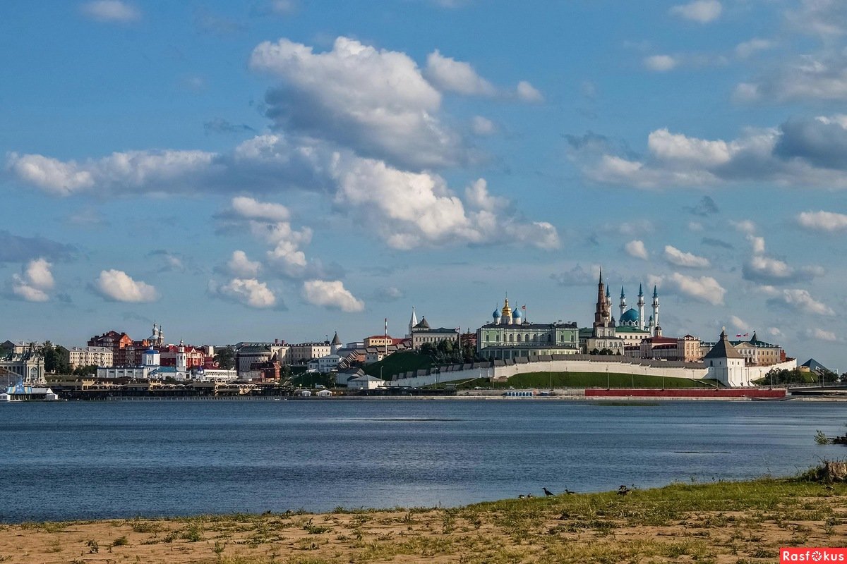 Казанский Кремль вид с реки