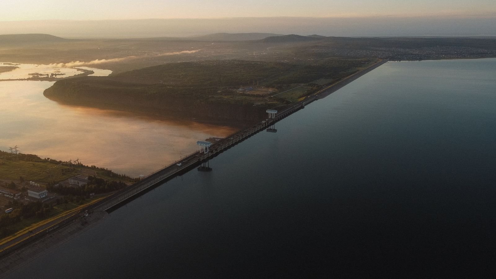 Братская ГЭС Братское море Ангара