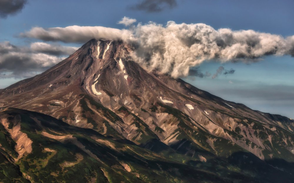 Извержение вулкана Ключевская сопка 2021